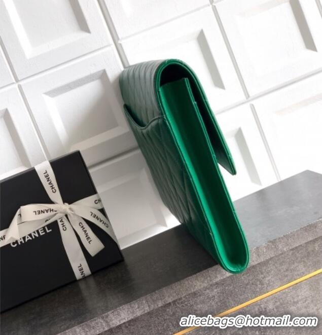 Traditional Specials Chanel Calfskin Leather Large Clutch AP4944 Green 2025
