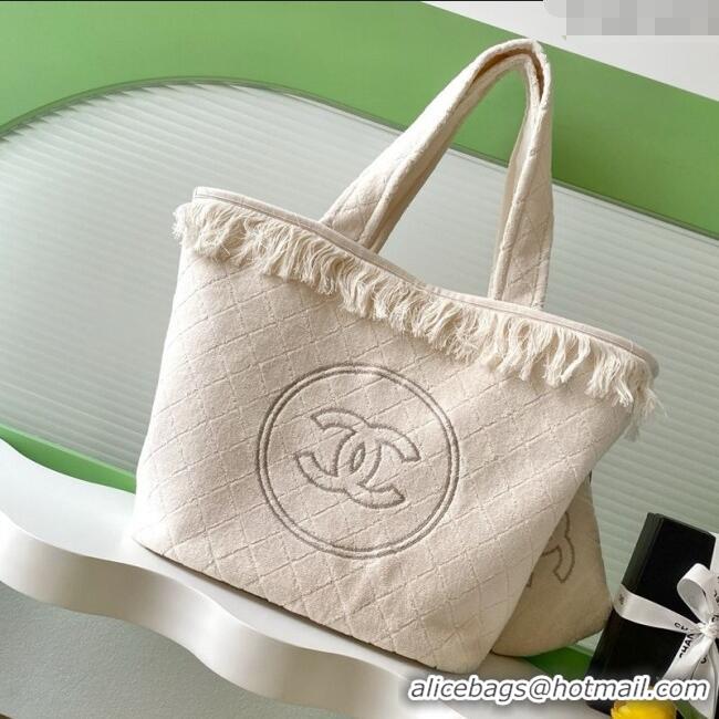 Famous Brand Chanel Coco Beach Bag A7567 White 2025
