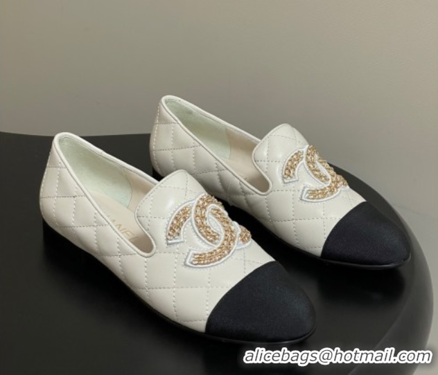 Pretty Style Chanel Lambskin Leather Flat Loafers with Chain CC White 2025 CH103103 1031106