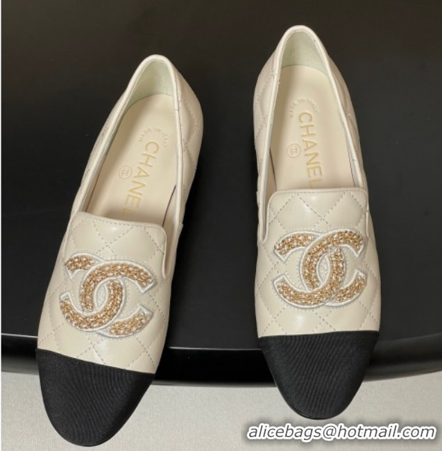 Pretty Style Chanel Lambskin Leather Flat Loafers with Chain CC White 2025 CH103103 1031106