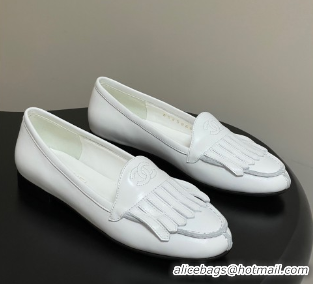 Buy Luxury Chanel Calfskin Leather Flat Loafers with Tassel White 2025 CH103104 1031109