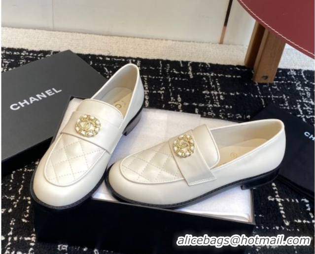 Best Price Chanel Calfskin Leather Flat Loafers with CC Circle White 2025 CH103105 1031112