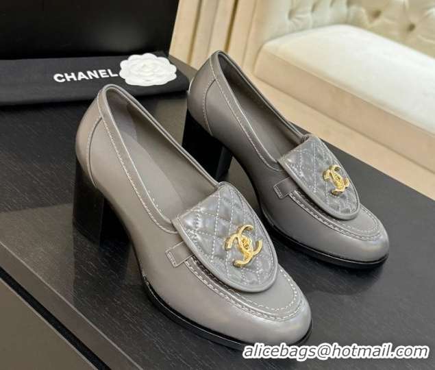 Big Discount Chanel Shiny Lambskin Pumps with CC Foldover Grey 2025 G46692 1031121