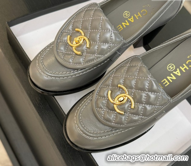 Big Discount Chanel Shiny Lambskin Pumps with CC Foldover Grey 2025 G46692 1031121