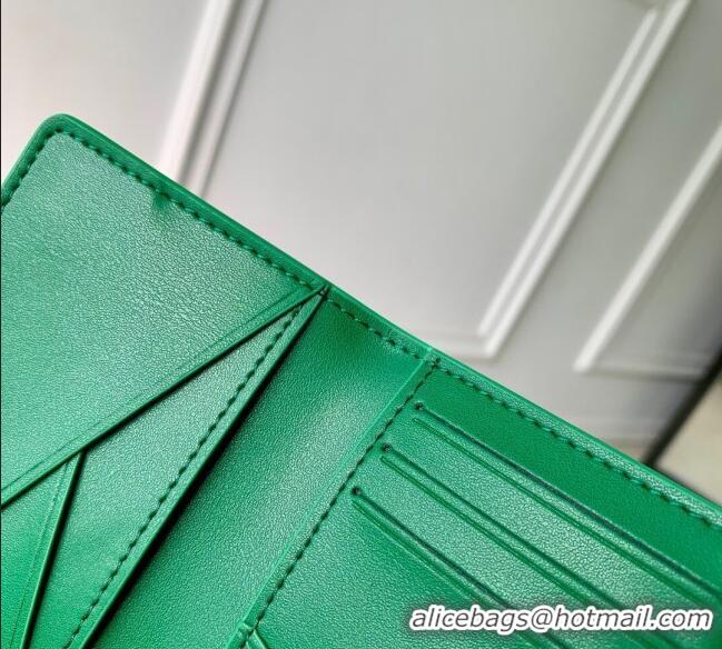 Pretty Style Louis Vuitton Pocket Organizer Wallet in Waxy calfskin leather 25117 Green 2025