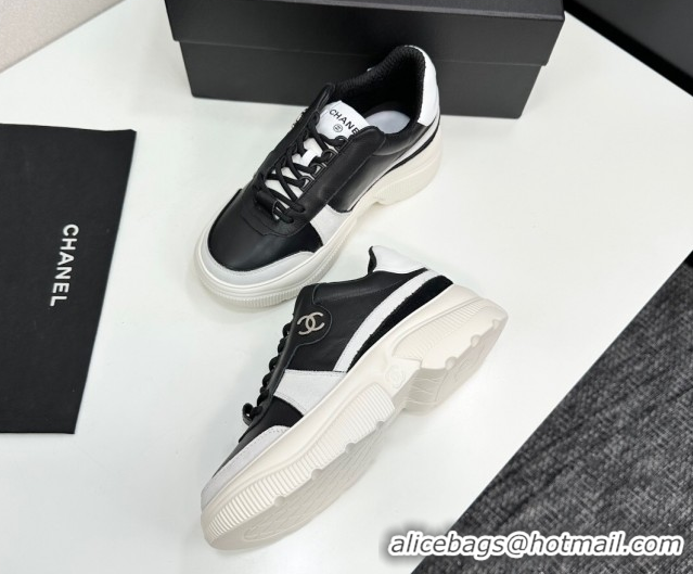 Shop Duplicate Chanel Calfskin Leather and Suede Platform Sneakers Black/White 19 2025 CH110102 1101019