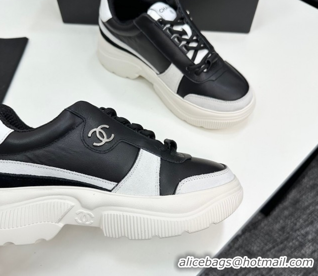 Shop Duplicate Chanel Calfskin Leather and Suede Platform Sneakers Black/White 19 2025 CH110102 1101019