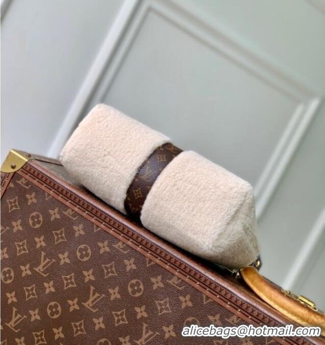 Best Price Louis Vuitton Pochette Mia Shoulder Bag in Creme White Shearling M26245 2025