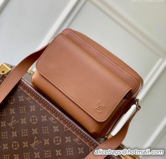 Most Popular Louis Vuitton Mens Boarding Messenger bag in Waxy calfskin M25981 Tan Brown 2025
