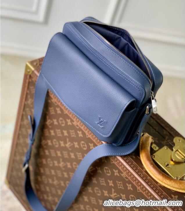 Top Quality Louis Vuitton Men's Boarding Messenger bag in Waxy calfskin M15260 Navy Blue 2025