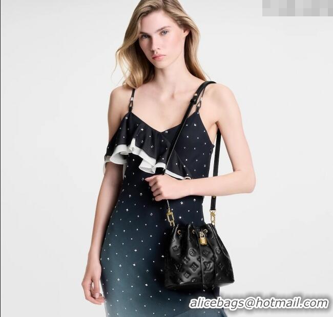 Most Popular Louis Vuitton Coussin Bucket bag in Black Lamb leather M26216 2025