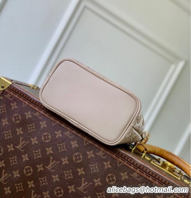 New Design Louis Vuitton Coussin Bucket bag in Galet Beige Lamb leather M26530 2025