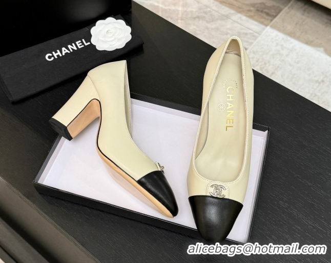 Unique Style Chanel Lambskin Leather Pumps 9cm with CC Tag White 2025 G46441
