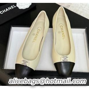 Luxury Cheap Chanel Lambskin Leather Ballets Flat with CC Tag White 2025 G46441