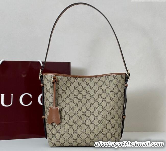 Best Price Gucci GG Canvas Emblem small shoulder bag 848881 Beige/Brown 2025