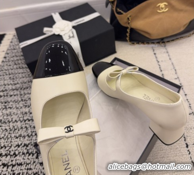 Purchase Chanel Lambskin and Patent Leather Mary Janes Pumps 5cm with Bow White 2025 CH110302 1103104