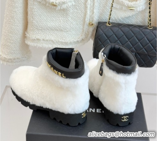 Stylish Chanel Wool Platform Ankle Boots White 2025 CH110315 1103119