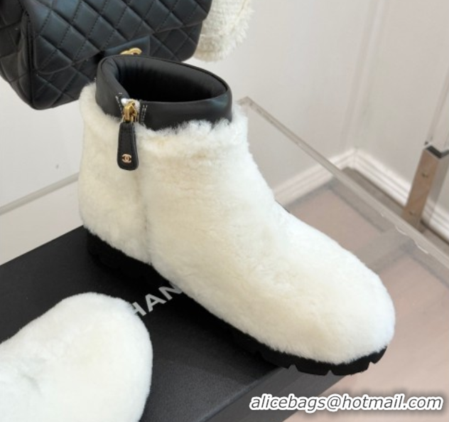Stylish Chanel Wool Platform Ankle Boots White 2025 CH110315 1103119