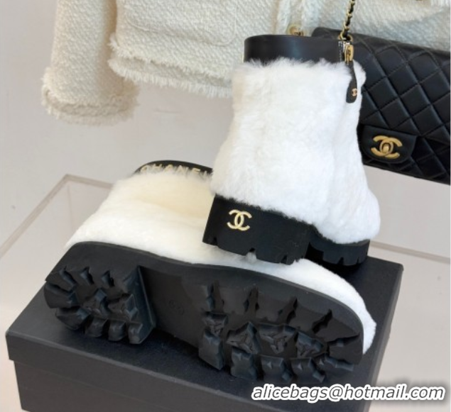 Stylish Chanel Wool Platform Ankle Boots White 2025 CH110315 1103119