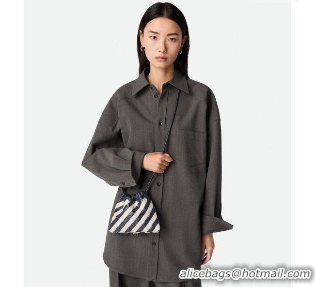 New Fashion Bottega Veneta Small Dustbag in Intrecciato Leather 816987 Blue/White Stripes 2025