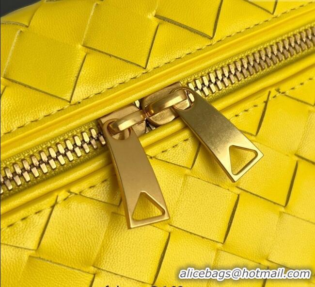 Good Looking Bottega Veneta Bang Bang Vanity Case in Intrecciato Leather 789109 Sulfur Yellow 2025