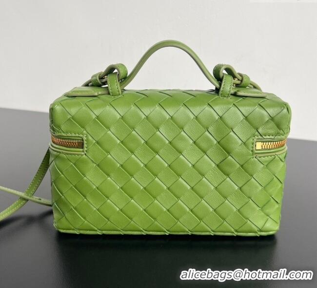 Promotional Bottega Veneta Bang Bang Vanity Case in Intrecciato Leather 789109 Matcha Green 2025