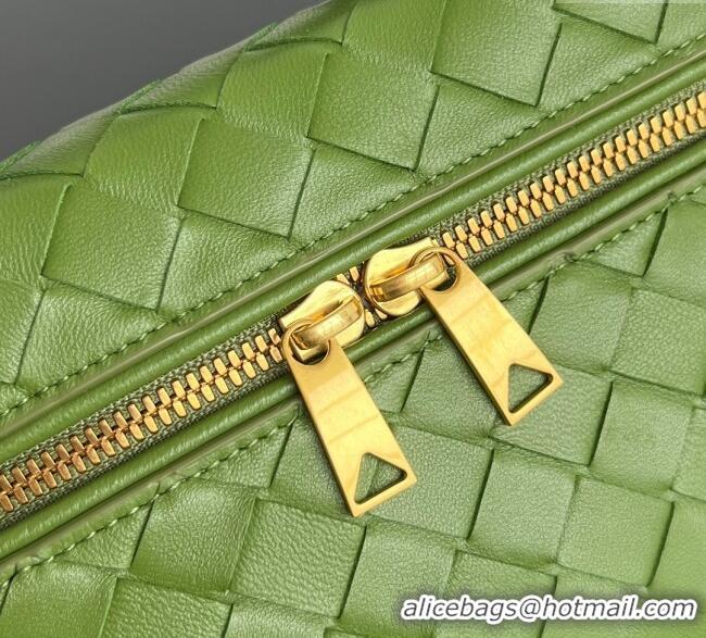 Promotional Bottega Veneta Bang Bang Vanity Case in Intrecciato Leather 789109 Matcha Green 2025