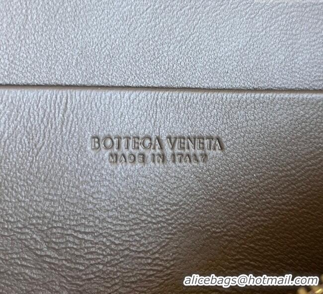 Top Grade Bottega Veneta Bang Bang Vanity Case in Intrecciato Leather 789109 Limestone Grey 2025