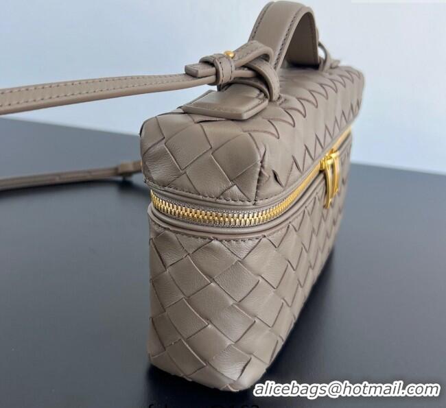 Top Grade Bottega Veneta Bang Bang Vanity Case in Intrecciato Leather 789109 Limestone Grey 2025