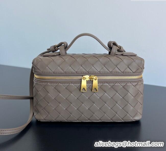 Top Grade Bottega Veneta Bang Bang Vanity Case in Intrecciato Leather 789109 Limestone Grey 2025
