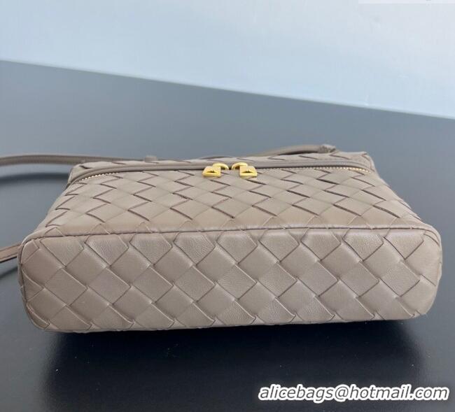 Top Grade Bottega Veneta Bang Bang Vanity Case in Intrecciato Leather 789109 Limestone Grey 2025