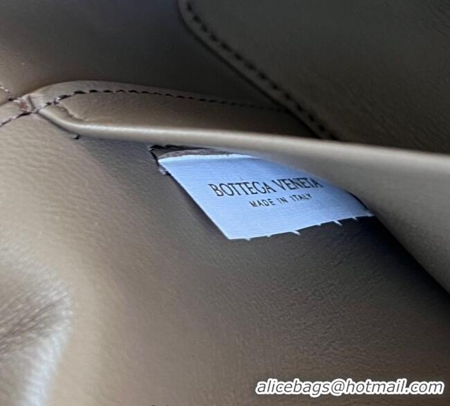 Top Grade Bottega Veneta Bang Bang Vanity Case in Intrecciato Leather 789109 Limestone Grey 2025