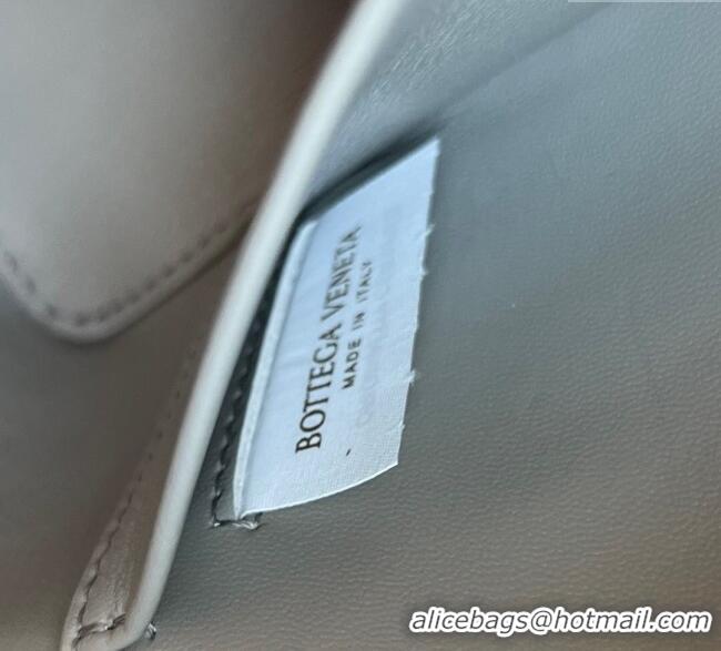 Grade Quality Bottega Veneta Bang Bang Vanity Case in Intrecciato Leather 789109 Silver Grey 2025