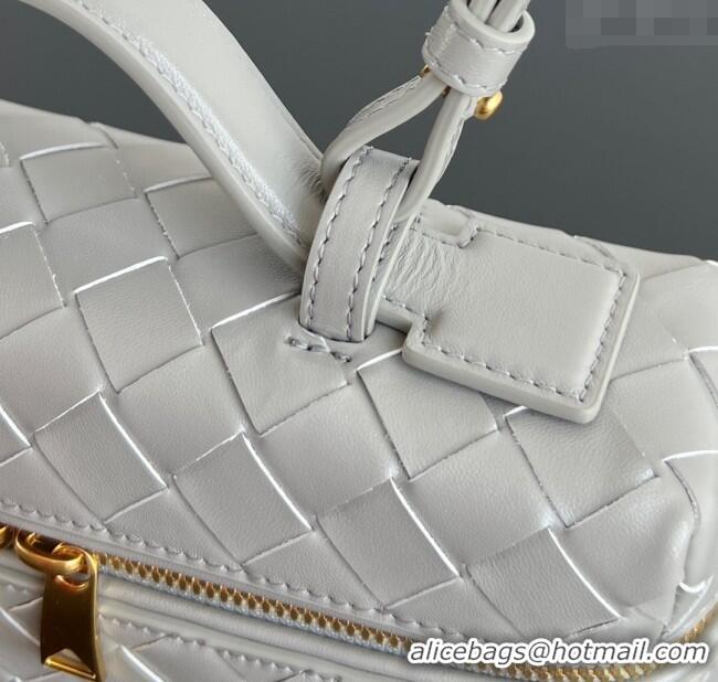 Grade Quality Bottega Veneta Bang Bang Vanity Case in Intrecciato Leather 789109 Silver Grey 2025