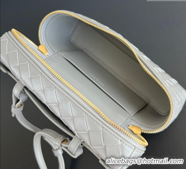 Grade Quality Bottega Veneta Bang Bang Vanity Case in Intrecciato Leather 789109 Silver Grey 2025