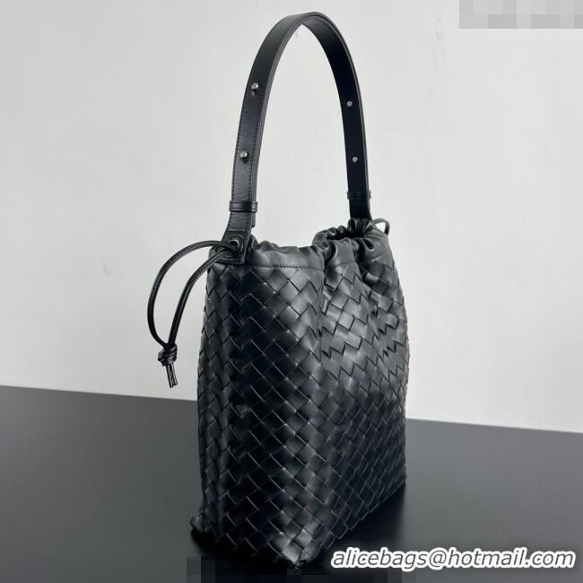 Well Crafted Bottega Veneta Men's Intrecciato Leather Biblioteca Bucket Bag 836020 Black 2025