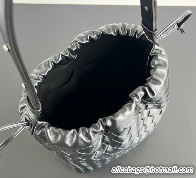 Well Crafted Bottega Veneta Men's Intrecciato Leather Biblioteca Bucket Bag 836020 Black 2025