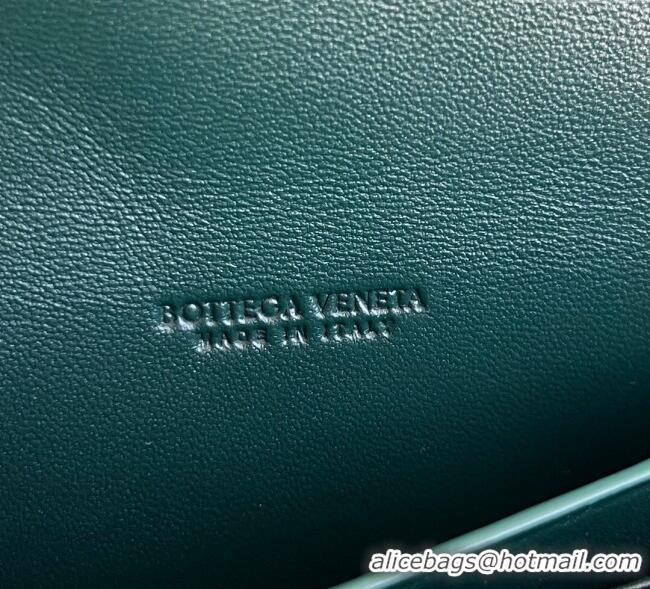 Top Quality Bottega Veneta Long Clutch Bag Andiamo in Intrecciato Suede 741511 Emerald Green 2025