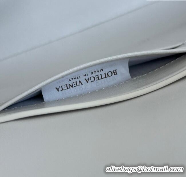 Best Price Bottega Veneta Long Clutch Bag Andiamo in Intrecciato Leather 741511 Sea Salt 2025