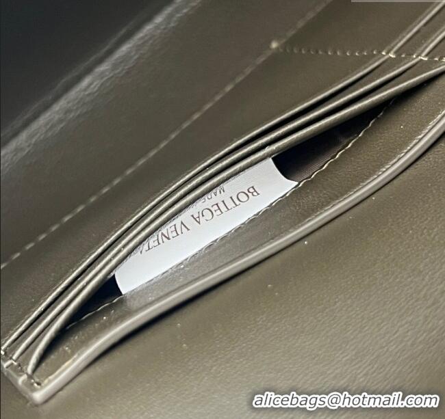 Luxury Cheap Bottega Veneta Long Clutch Bag Andiamo in Intrecciato Leather 741511 Dark Khaki 2025