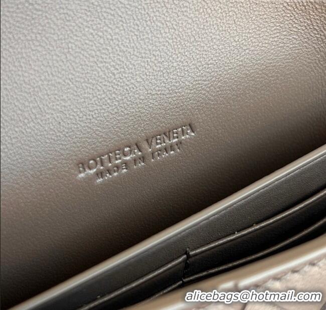 Trendy Design Bottega Veneta Long Clutch Bag Andiamo in Intrecciato Leather 741511 Pinenut Brown 2025