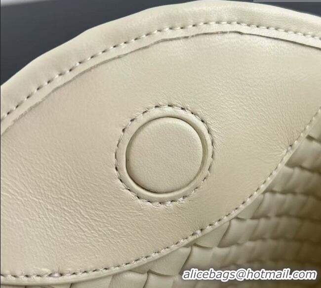 Shop Promotional Bottega Veneta Small Cobble Top Handle bag in Intreccio Leather 805739 Sea Sault 2025