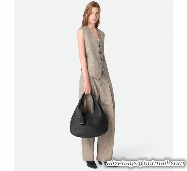 Free Shipping Bottega Veneta Large Campana Shoulder Bag in Grained Leather 844251 Black 2025