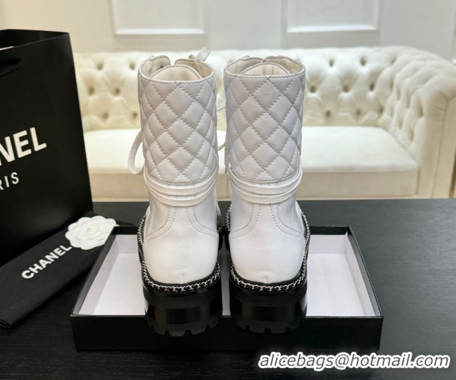 Pretty Style Chanel Lambskin and Quilted Leather Laced-up Ankle Boots 5cm with Chain White CH11030320 1103139