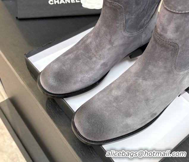 Shop Duplicate Chanel Suede Flat Ankle Boots Grey 2025 CH110401 1104002