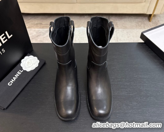 Luxury Chanel Calfskin Leather Flat Ankle Boots Black 2025 CH110401 1104004