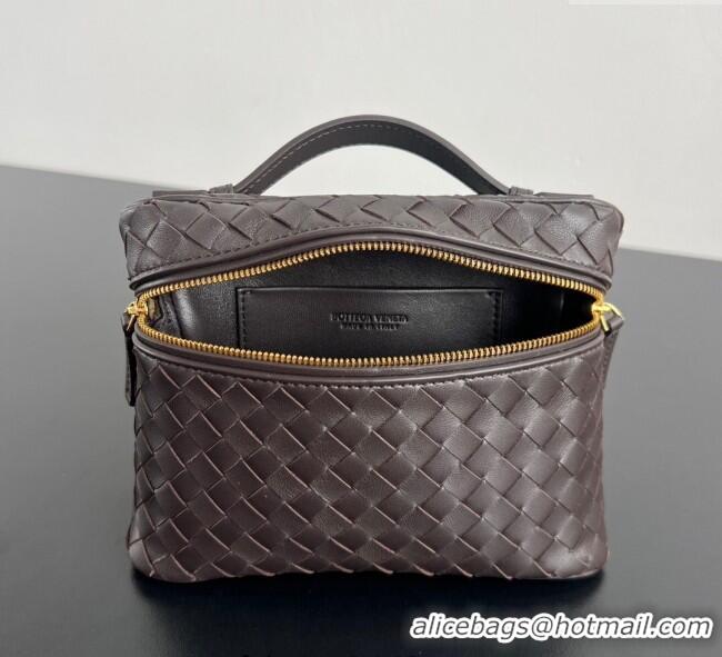 Market Sells Bottega Veneta Small Soft Vanity Bag in Intrecciato Leather 843800 Fondant Brown 2025