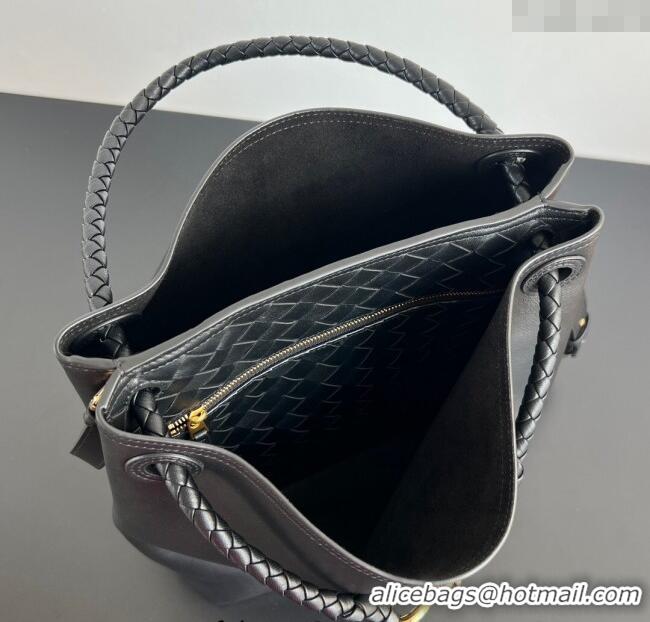 Inexpensive Bottega Veneta Andiamo Bucket Bag in Calf Leather 844169 Black 2025