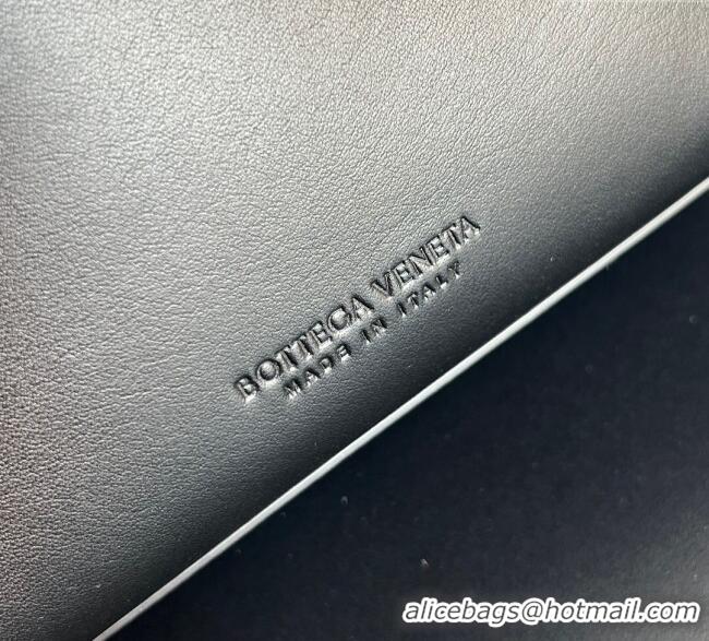 Inexpensive Bottega Veneta Andiamo Bucket Bag in Calf Leather 844169 Black 2025