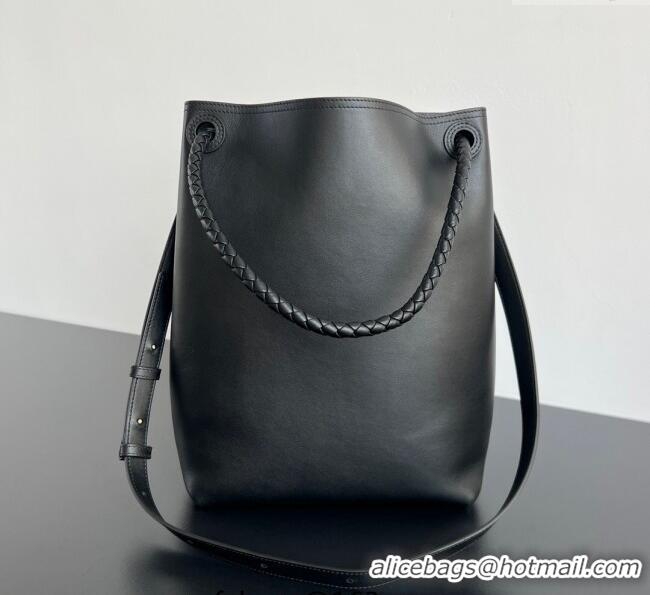 Inexpensive Bottega Veneta Andiamo Bucket Bag in Calf Leather 844169 Black 2025